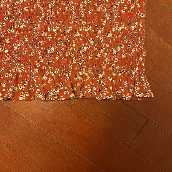 Bodycon stretchy ruffle dress - Picture 3 of 8